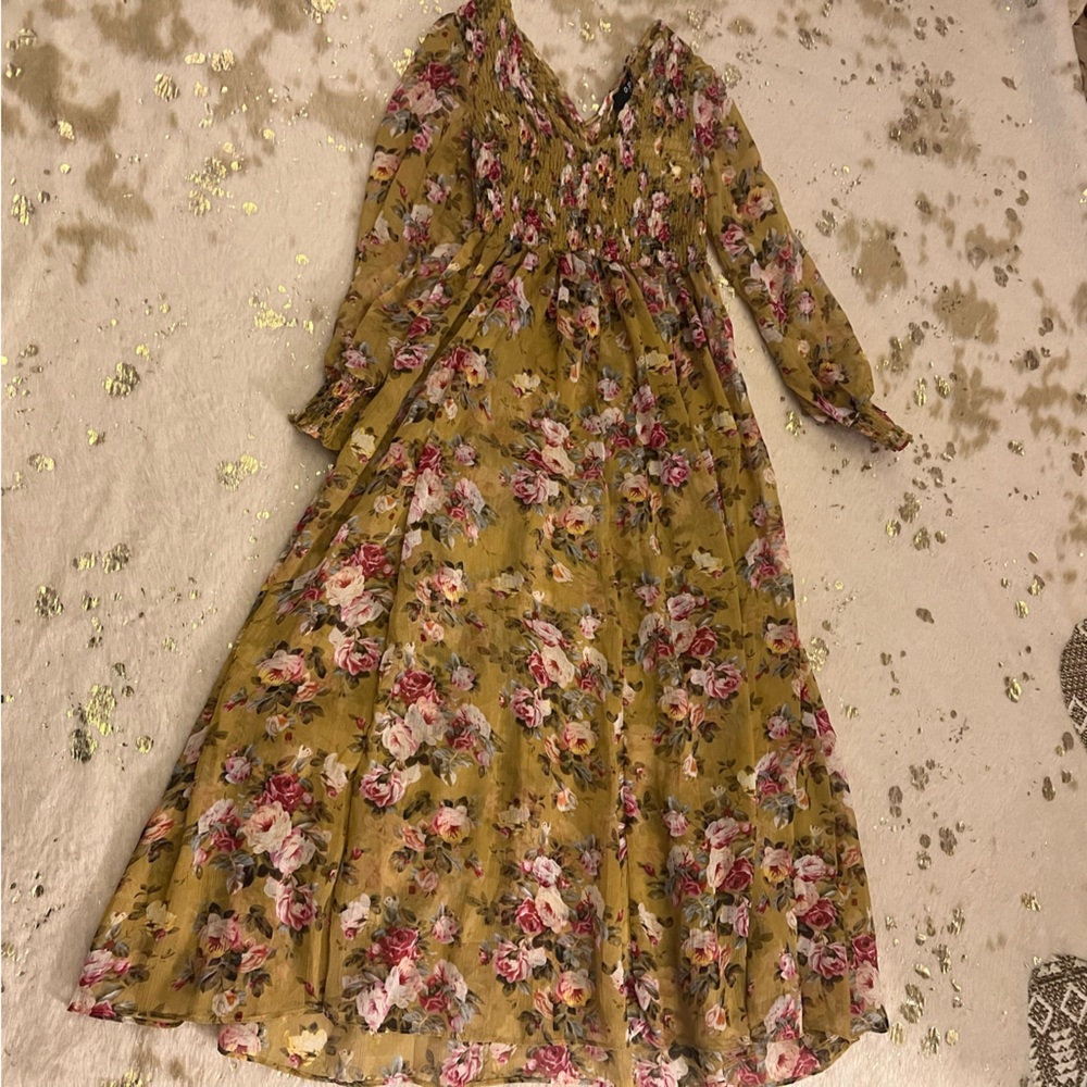 NWT o.p.t One Pretty Time XS Wick Smocked Floral Maxi Dress